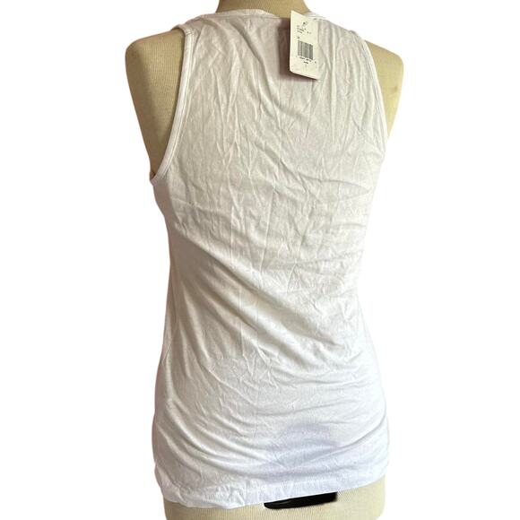 Womens Top Size Large White Classic Vacation Resort Packable Bling Shiny Guess - Picture 4 of 5